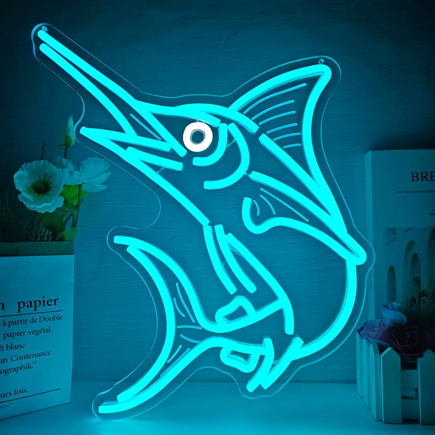 لافتة نيون على شكل سمكة المارل - مراجعة Home Bar Signs وسعره